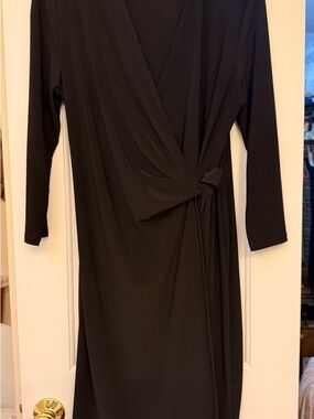 Anne Klein Black Long-Sleeve Wrap Dress with Side Knot